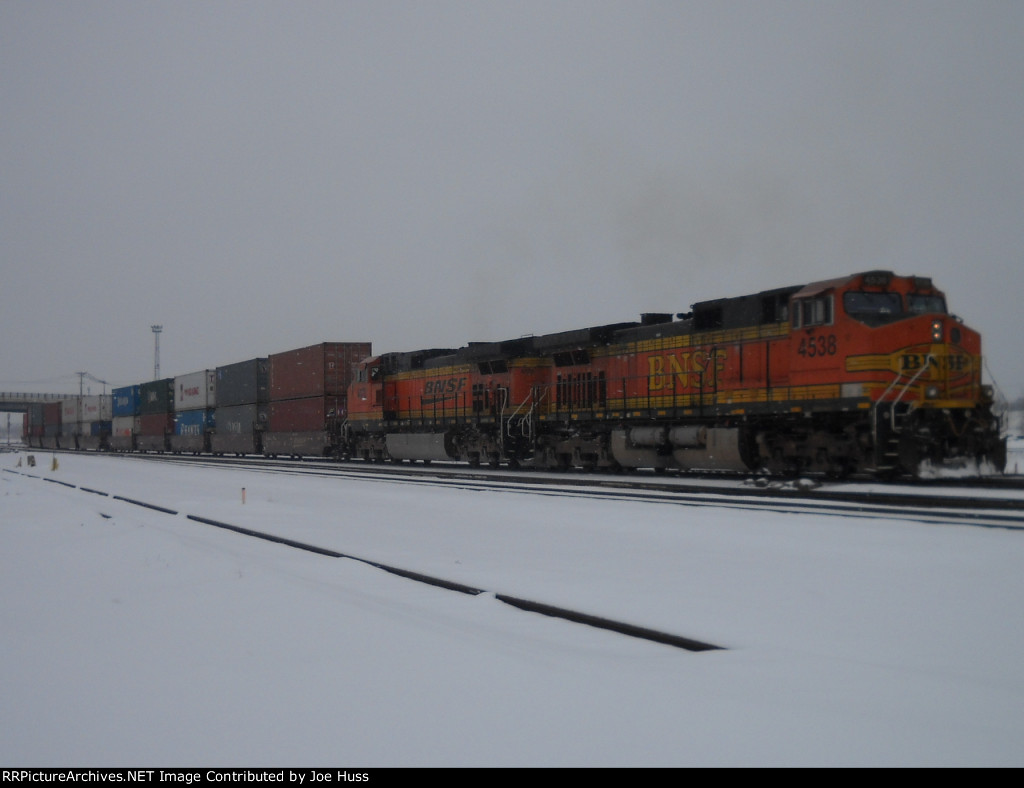 BNSF 4538 East